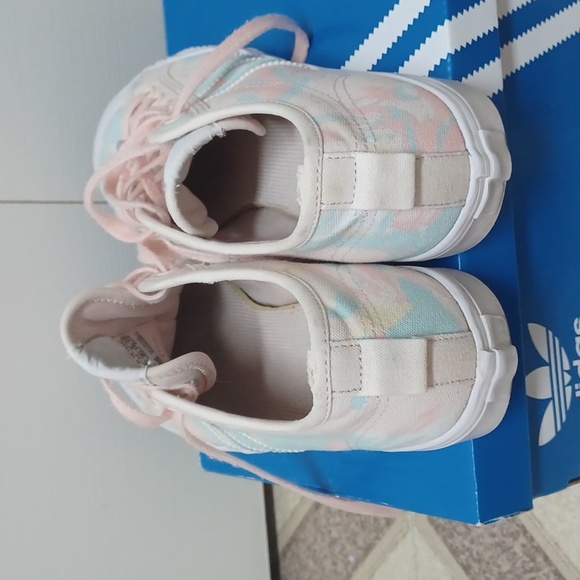 Adidas Nizza J shoes Size US 6 - Picture 4 of 13